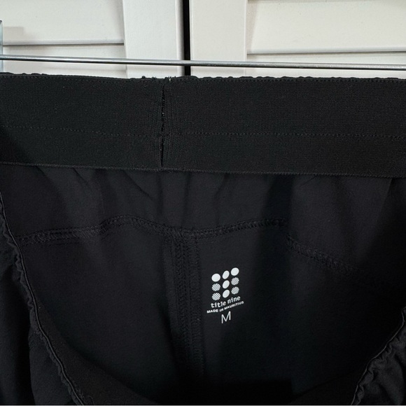 Title Nine Limitless Cargo Midi Black Skirt Outdoor Travel Size Medium - Picture 11 of 11